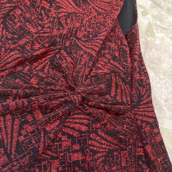 Elegant Black and Red Full Length Maxi Dress - Picture 8 of 9